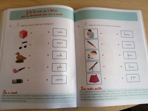 cahier montessori apprendre à lire
