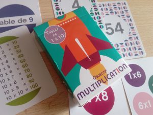 jeu apprendre facteurs tables de multiplication